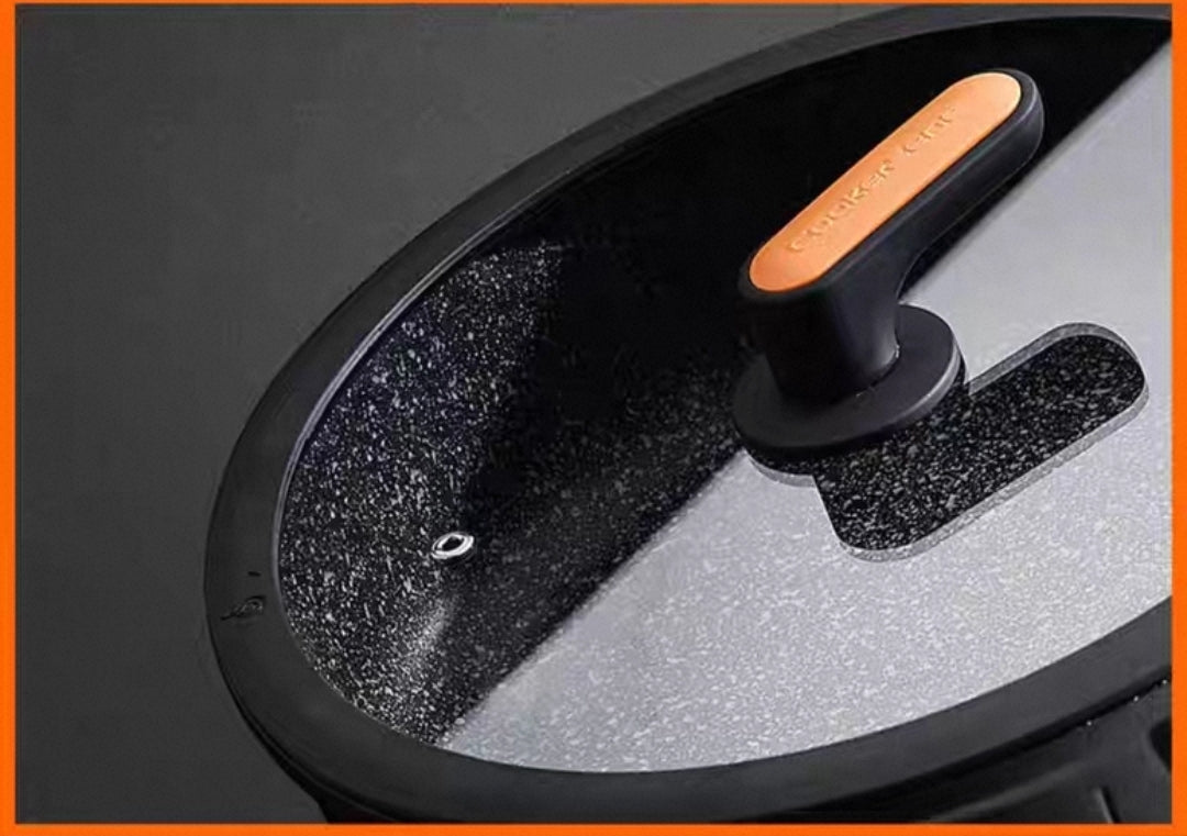 Frying pan and saucepan set with scratch-resistant granite coating