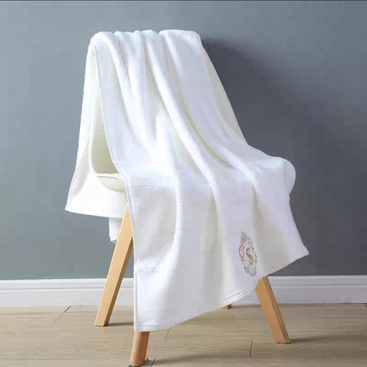 800g Antibacterial Bath Towel – 100% Long-Staple Cotton | Hotel Luxury Grade