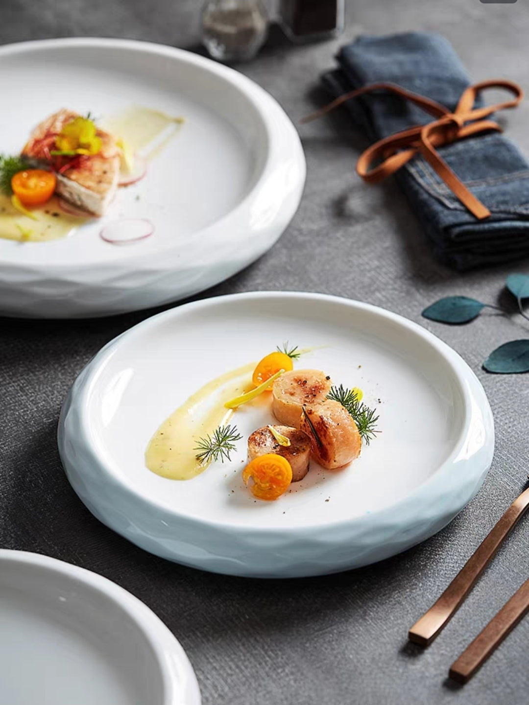 Set of 2 Handmade Ripple-Edge Ceramic Plate