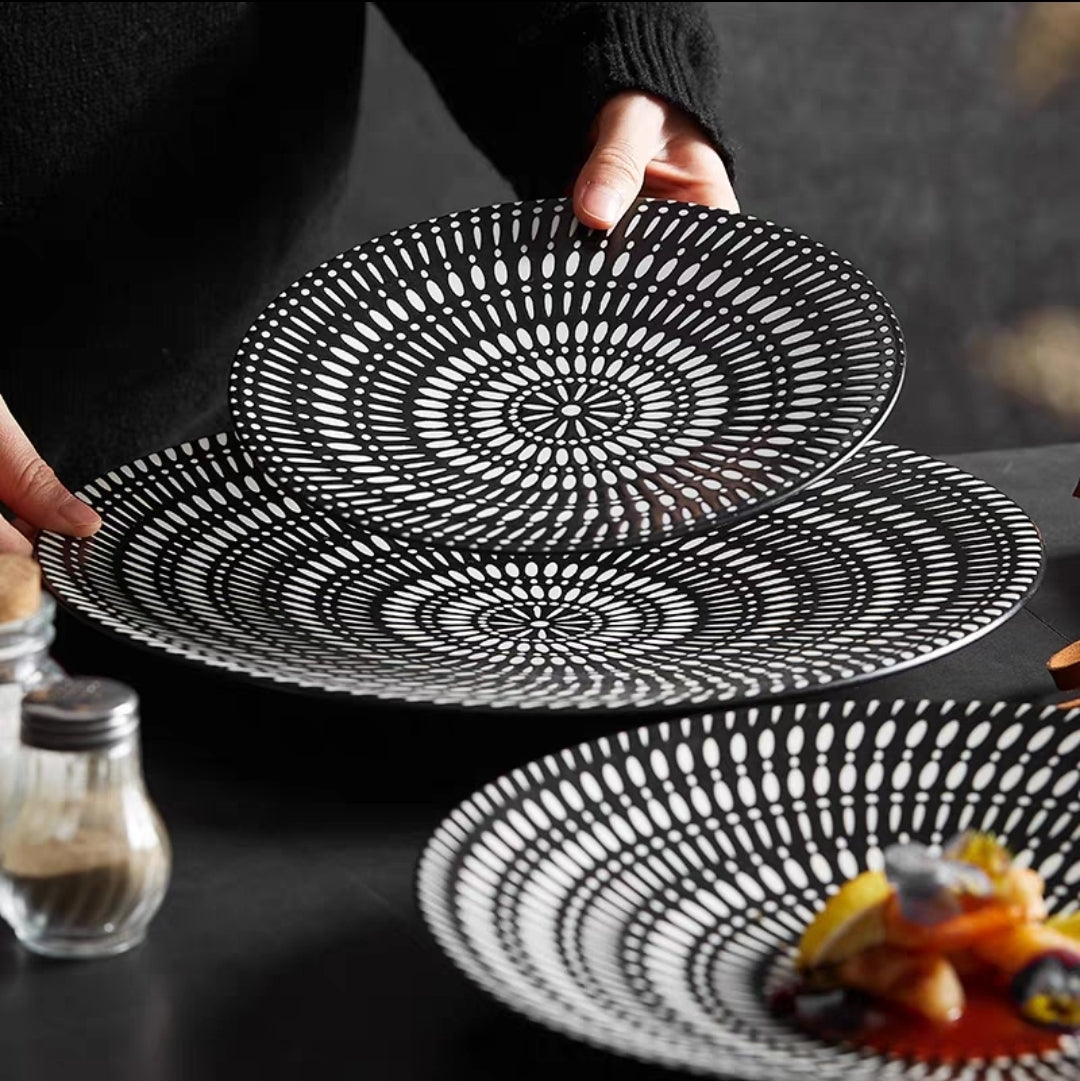 Black Embossed Dinner Plate (New Bone China) Set of 4
