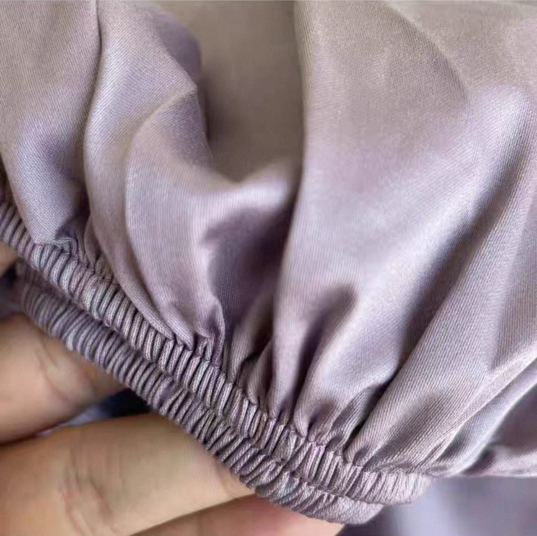 Purple Cotton Pillowcases – Smooth, Breathable, Luxury Weave Close-Up